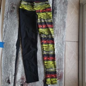 Fit Mama Tribal Long Workout Leggings XS - Small
